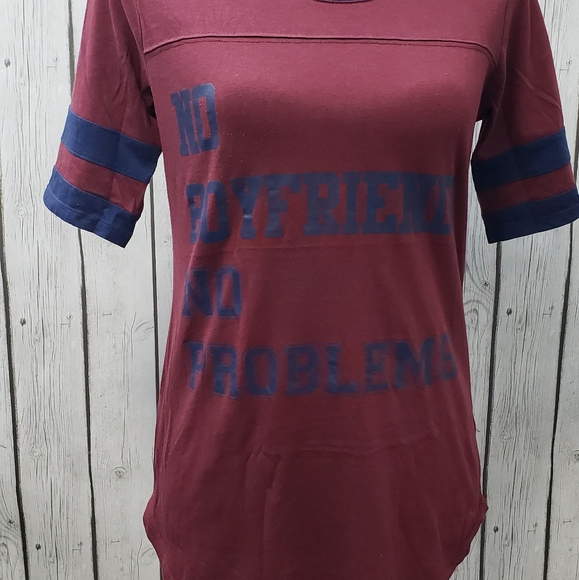 No Boyfriend No Problem Blouse - Picture 2 of 9
